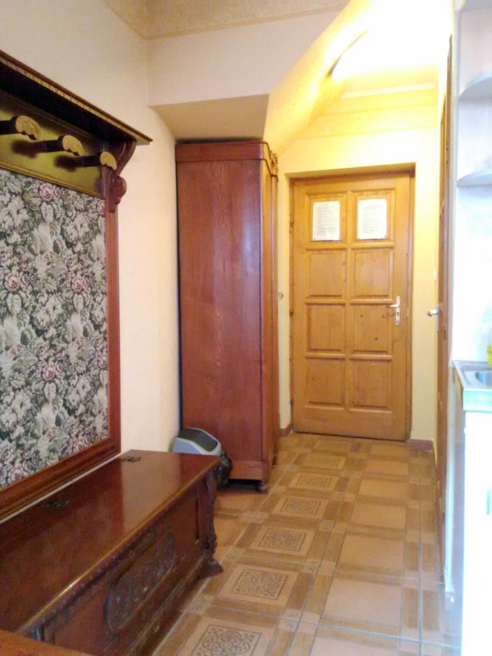 Burg Apartman Гюла Екстериор снимка