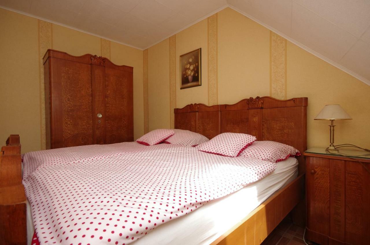 Burg Apartman Гюла Екстериор снимка