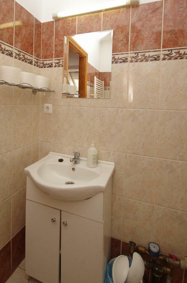 Burg Apartman Гюла Екстериор снимка